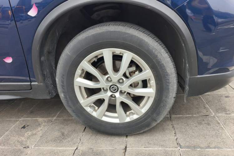 Used Nissan X-Trail 2020 2.0L XL ITS CVT 2WD SmartConnect Comfort Edition Right Front Wheel Hub