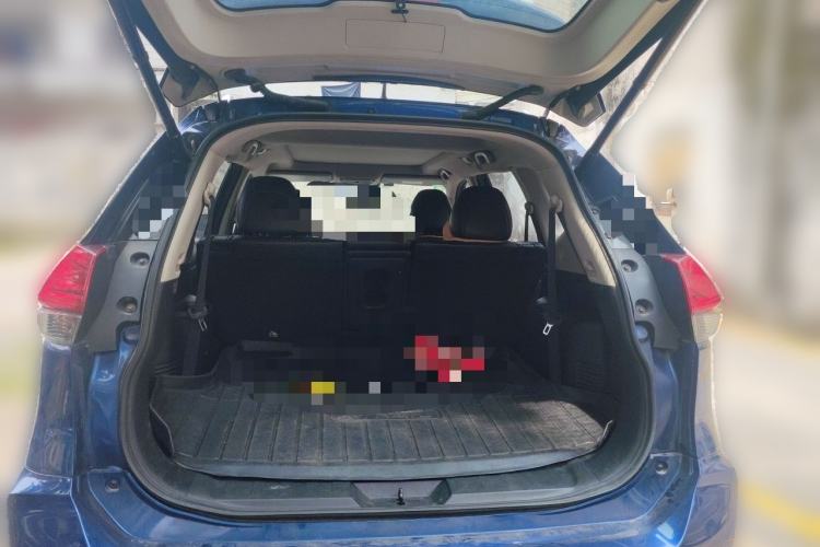 Used Nissan X-Trail 2020 2.5L XL ITS 3-Row CVT 4WD Seven-Seater Luxury Navigation Edition Trunk