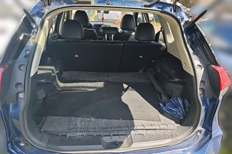 Used Nissan X-Trail 2020 2.0L XL ITS CVT 2WD SmartConnect Comfort Edition Trunk