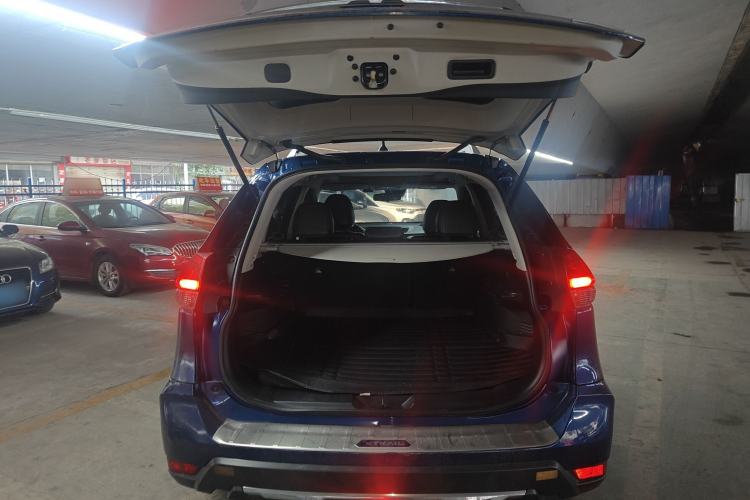Used Nissan X-Trail 2020 2.0L XL ITS CVT 2WD SmartConnect Comfort Edition Trunk
