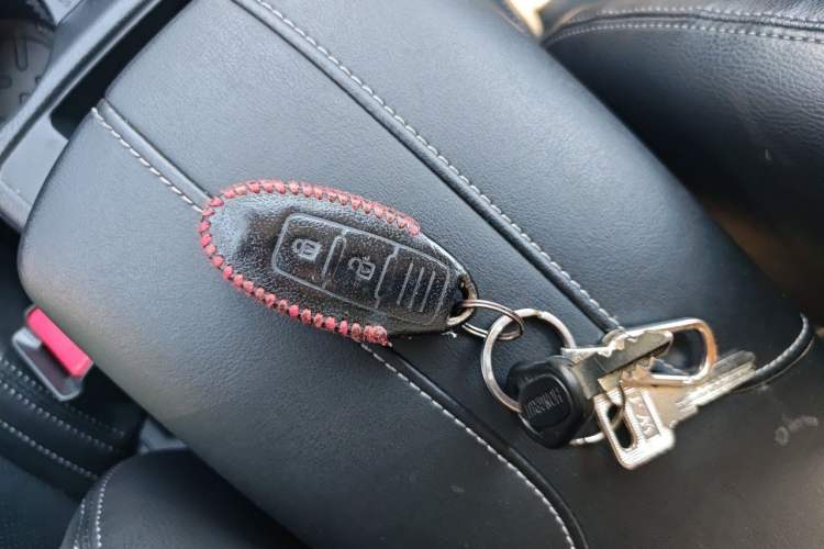 Used Nissan X-Trail 2020 2.0L XL ITS CVT 2WD SmartConnect Comfort Edition Vehicle Key