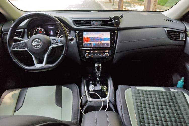 Used Nissan X-Trail 2020 2.5L XL ITS CVT 4WD Deluxe Navigation Edition Center Console