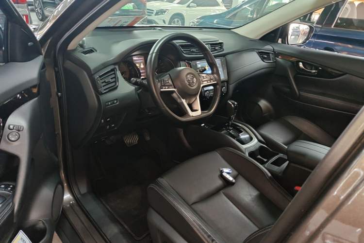 Used Nissan X-Trail 2020 2.0L XL Premium CVT 2WD SmartConnect Luxury Edition Driver Seat