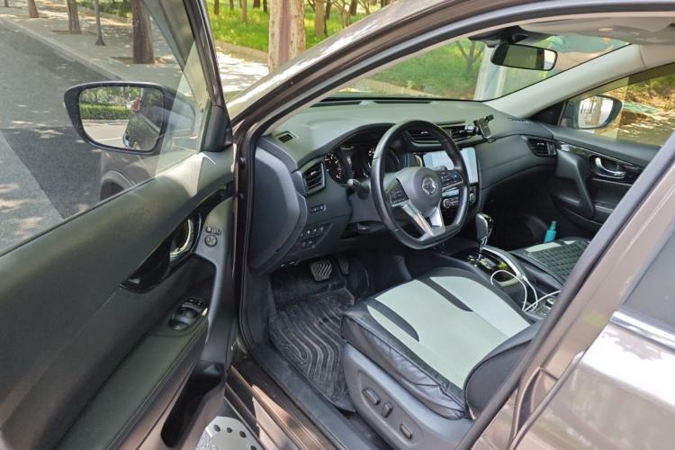 Used Nissan X-Trail 2020 2.5L XL ITS CVT 4WD Deluxe Navigation Edition Driver Seat