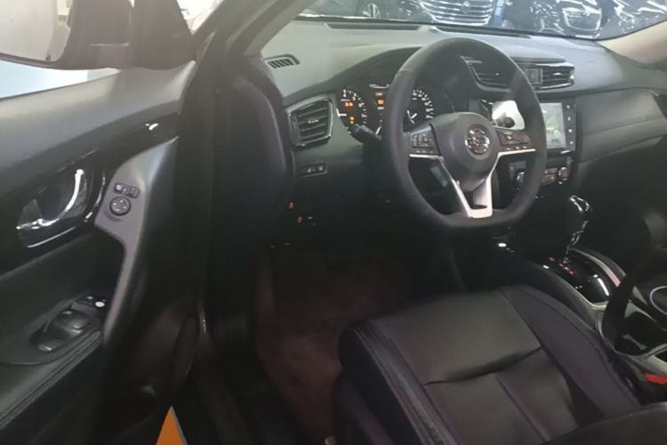 Used Nissan X-Trail 2020 2.0L XL Premium CVT 2WD SmartConnect Luxury Edition Driver Seat