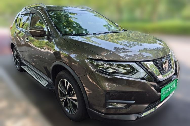 Used Nissan X-Trail 2020 2.5L XL ITS CVT 4WD Deluxe Navigation Edition Front Right 45 Deg