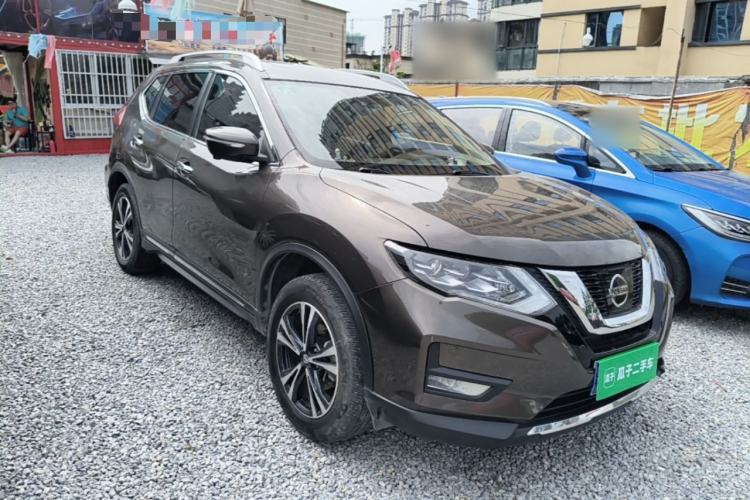 Used Nissan X-Trail 2020 2.5L XL ITS CVT 4WD Deluxe Navigation Edition Front Right 45 Deg