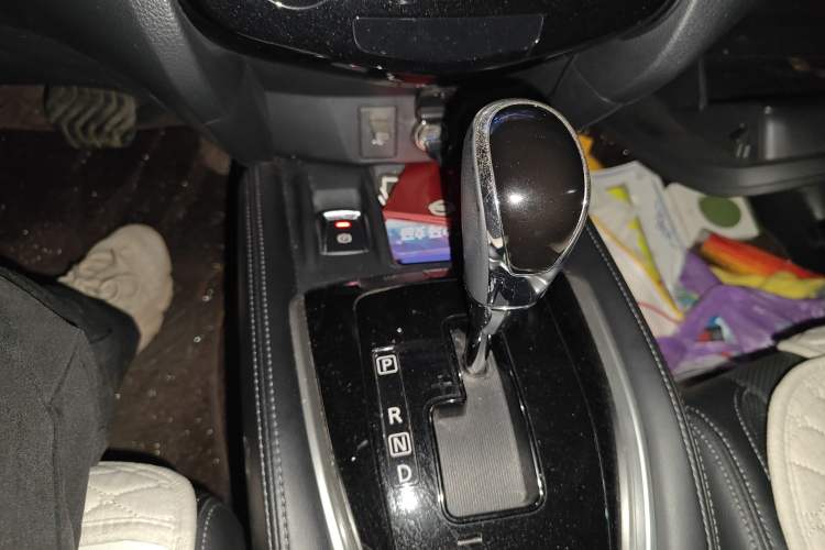 Used Nissan X-Trail 2020 2.0L XL ITS CVT 2WD SmartConnect Comfort Edition Gear Lever