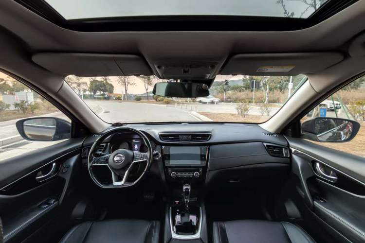 Used Nissan X-Trail 2020 2.0L XL ITS CVT 2WD SmartConnect Comfort Edition Interior 2