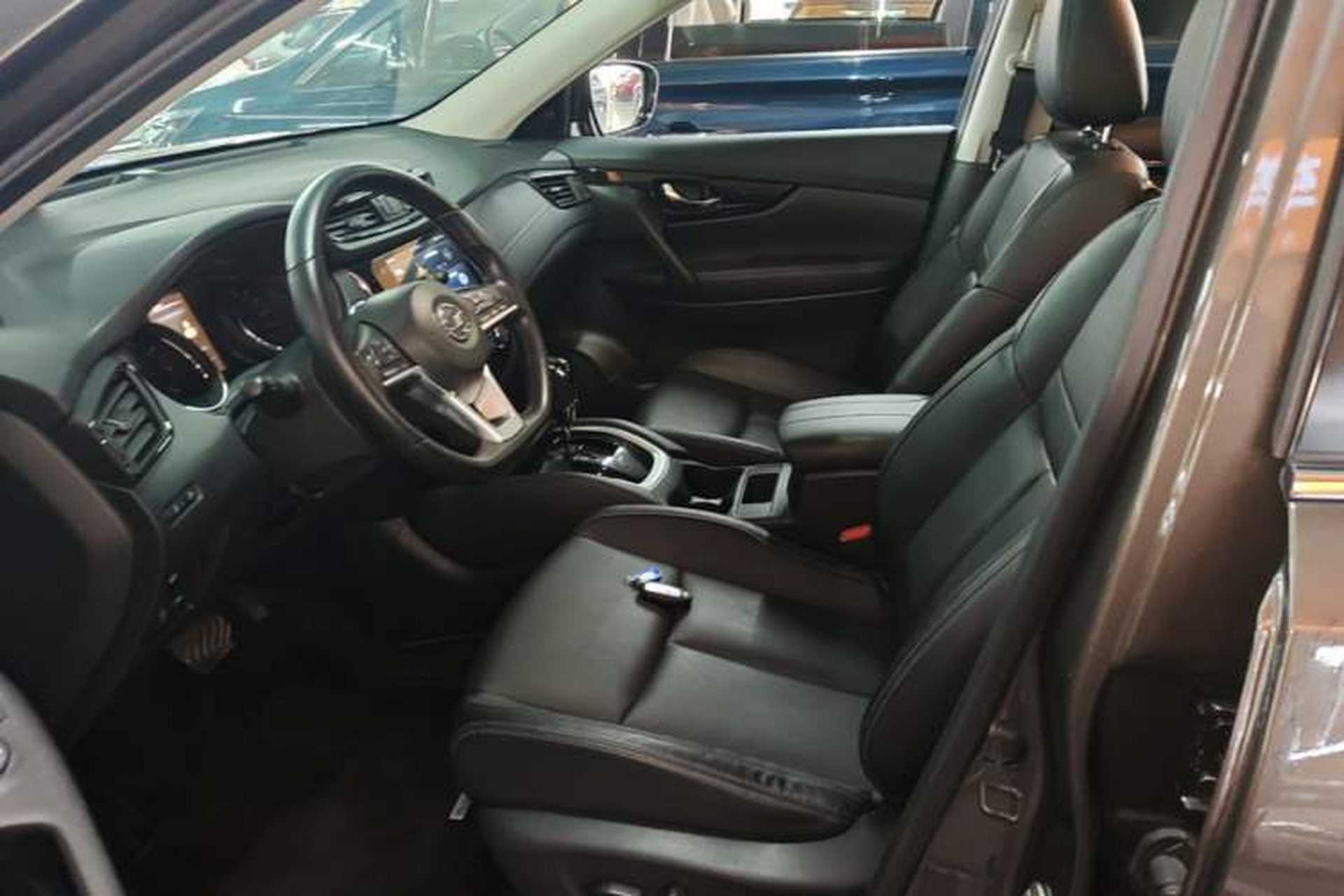 Used Nissan X-Trail 2020 2.0L XL Premium CVT 2WD SmartConnect Luxury Edition Left Front Seat