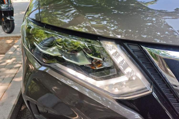 Used Nissan X-Trail 2020 2.5L XL ITS CVT 4WD Deluxe Navigation Edition Right Front Headlight