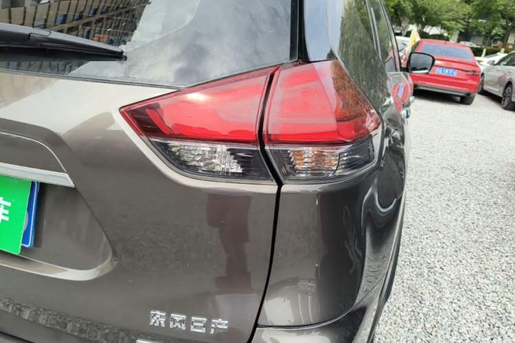 Used Nissan X-Trail 2020 2.5L XL ITS CVT 4WD Deluxe Navigation Edition Right Rear Taillight