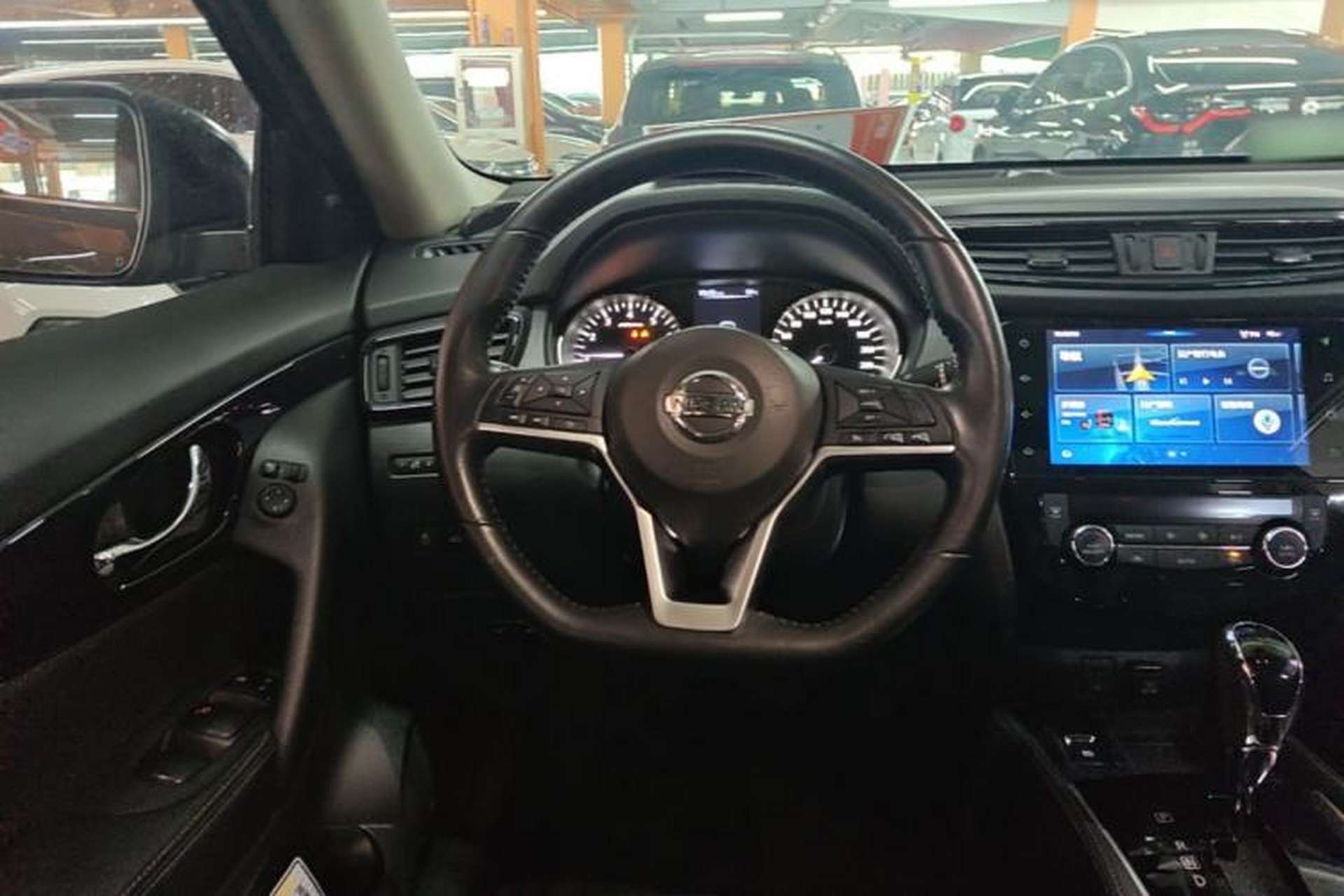 Used Nissan X-Trail 2020 2.0L XL Premium CVT 2WD SmartConnect Luxury Edition Steering Wheel