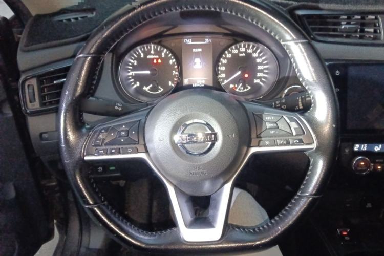 Used Nissan X-Trail 2020 2.0L XL ITS CVT 2WD SmartConnect Comfort Edition Steering Wheel