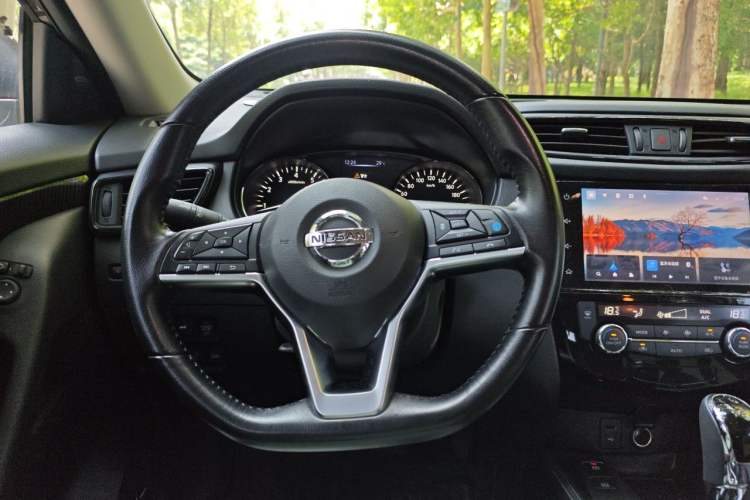 Used Nissan X-Trail 2020 2.5L XL ITS CVT 4WD Deluxe Navigation Edition Steering Wheel
