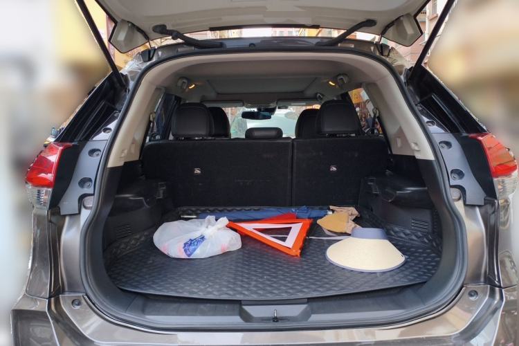 Used Nissan X-Trail 2020 2.0L XL Premium CVT 2WD SmartConnect Luxury Edition Trunk