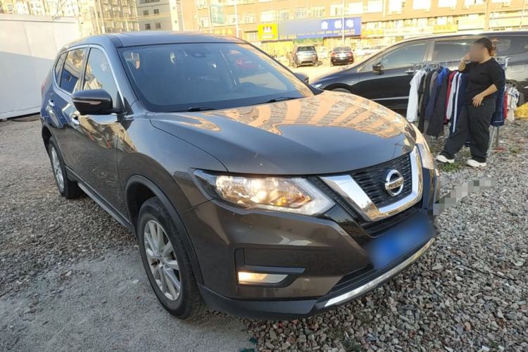 Used Nissan X-Trail 2020 2.0L XL ITS CVT 2WD SmartConnect Comfort Edition Front Right 45 Deg