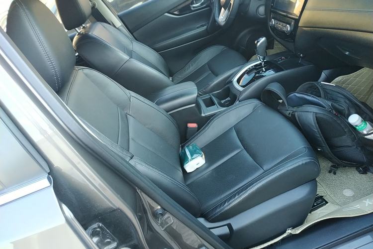 Used Nissan X-Trail 2020 2.0L XL ITS CVT 2WD SmartConnect Comfort Edition Right Front Seat