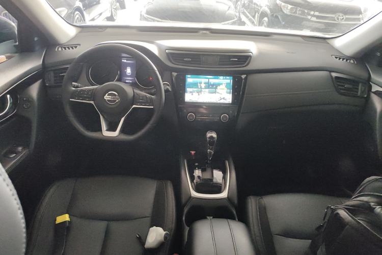Used Nissan X-Trail 2020 2.0L XL ITS CVT 2WD SmartConnect Comfort Edition Center Console