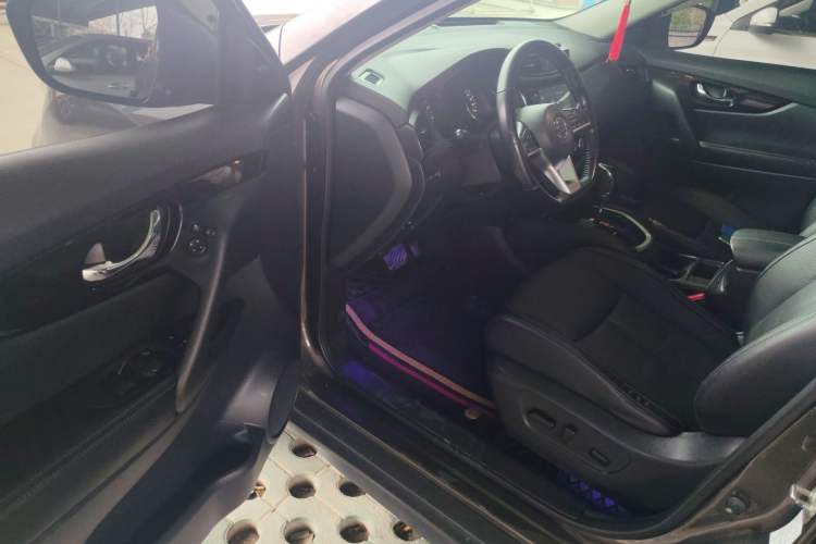 Used Nissan X-Trail 2020 2.0L XL ITS CVT 2WD SmartConnect Comfort Edition Driver Seat