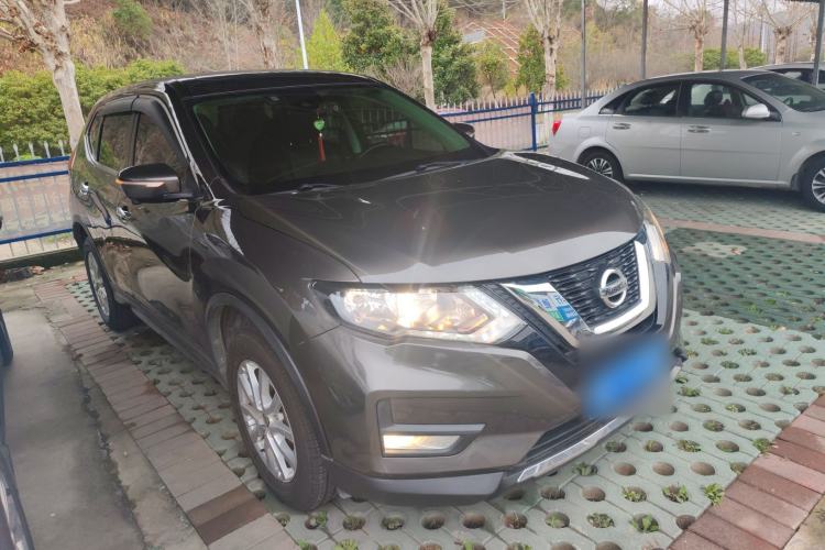 Used Nissan X-Trail 2020 2.0L XL ITS CVT 2WD SmartConnect Comfort Edition Front Right 45 Deg