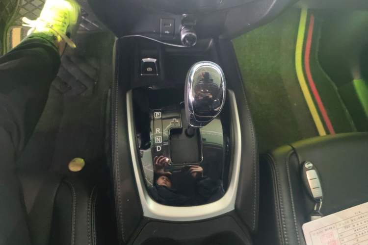 Used Nissan X-Trail 2020 2.0L XL ITS CVT 2WD SmartConnect Comfort Edition Gear Lever