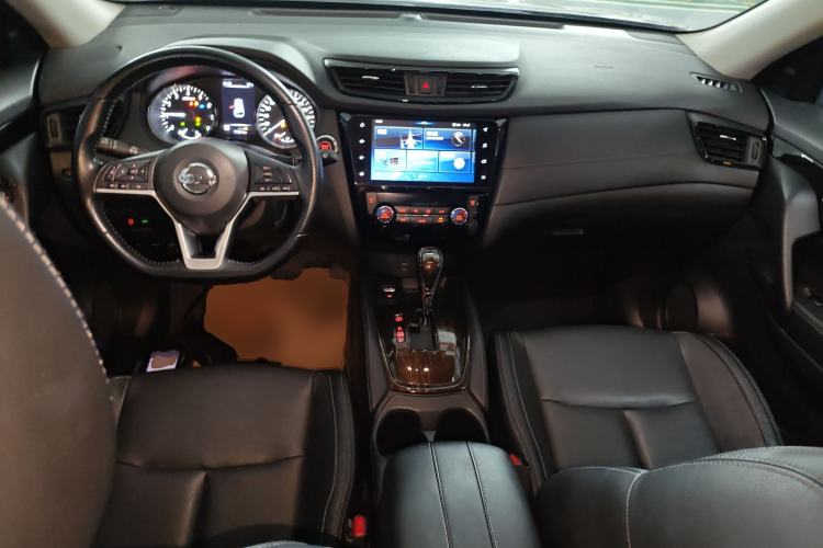 Used Nissan X-Trail 2020 2.0L XL Premium CVT 2WD SmartConnect Luxury Edition Interior 2