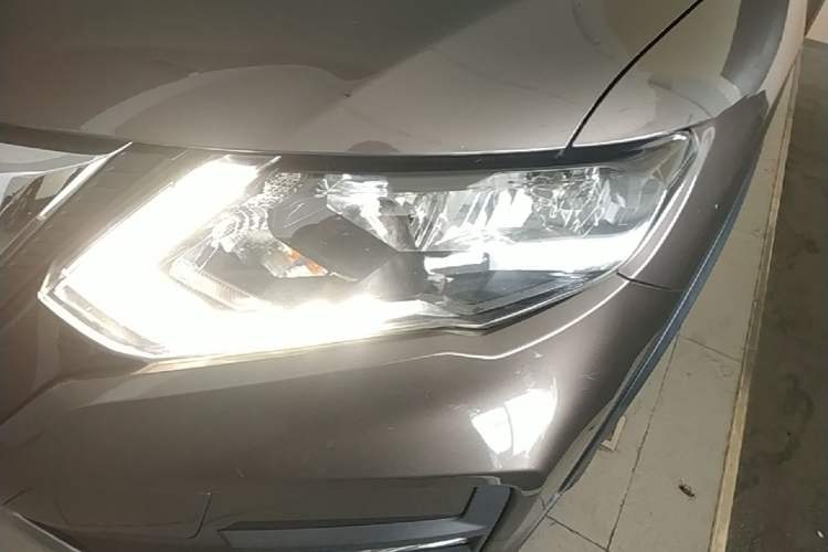 Used Nissan X-Trail 2020 2.0L XL ITS CVT 2WD SmartConnect Comfort Edition Left Front Headlight