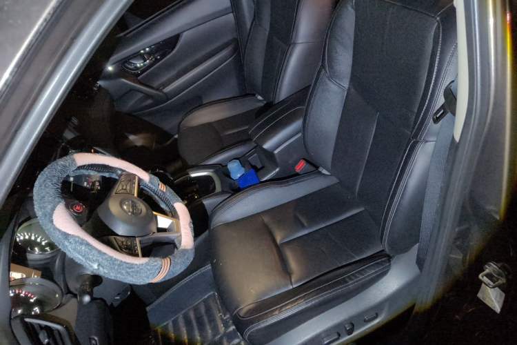 Used Nissan X-Trail 2020 2.0L XL ITS CVT 2WD SmartConnect Comfort Edition Left Front Seat