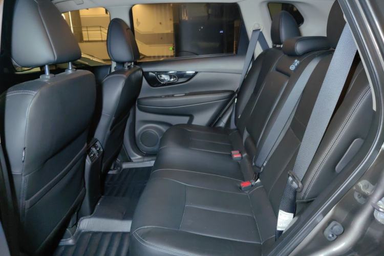 Used Nissan X-Trail 2020 2.0L XL ITS CVT 2WD SmartConnect Comfort Edition Left Rear Seat