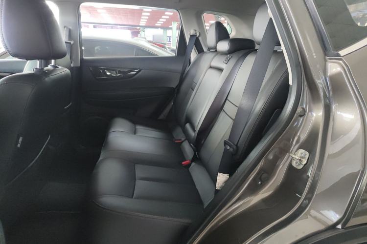 Used Nissan X-Trail 2020 2.0L XL ITS CVT 2WD SmartConnect Comfort Edition Left Rear Seat