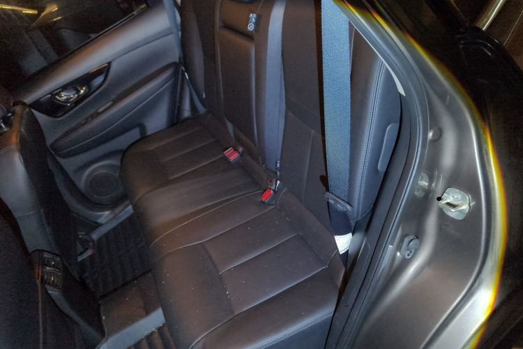 Used Nissan X-Trail 2020 2.0L XL ITS CVT 2WD SmartConnect Comfort Edition Left Rear Seat