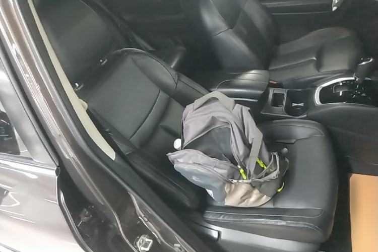 Used Nissan X-Trail 2020 2.0L XL ITS CVT 2WD SmartConnect Comfort Edition Right Front Seat