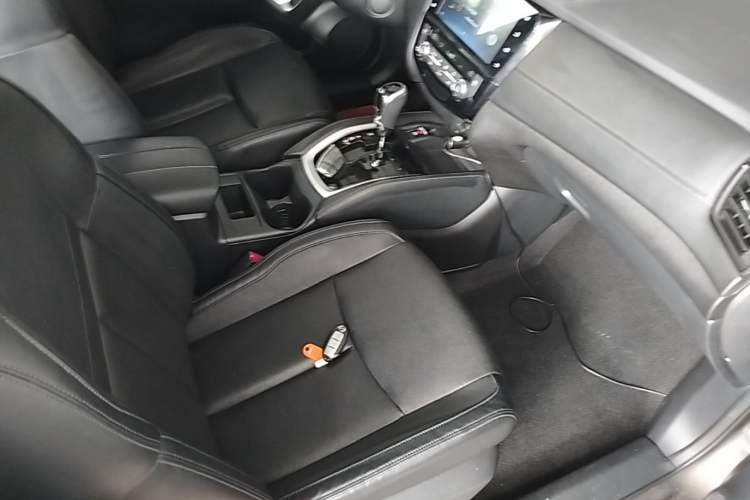 Used Nissan X-Trail 2020 2.0L XL ITS CVT 2WD SmartConnect Comfort Edition Right Front Seat