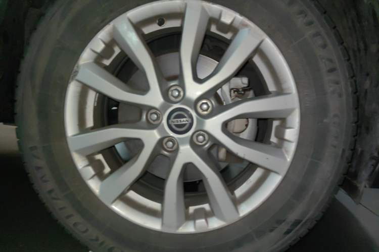 Used Nissan X-Trail 2020 2.0L XL ITS CVT 2WD SmartConnect Comfort Edition Right Front Wheel Hub