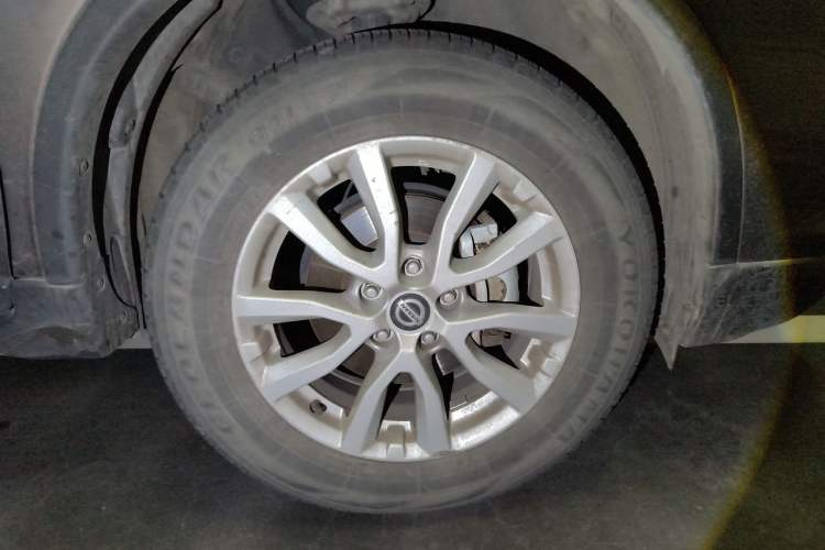 Used Nissan X-Trail 2020 2.0L XL ITS CVT 2WD SmartConnect Comfort Edition Right Front Wheel Hub