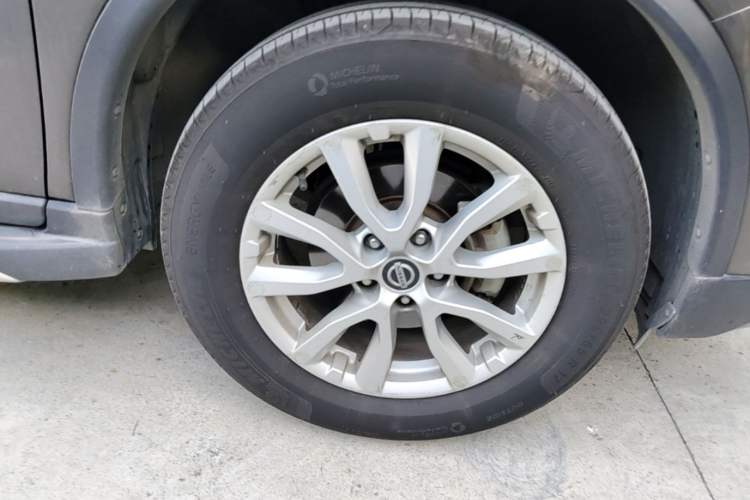 Used Nissan X-Trail 2020 2.0L XL ITS CVT 2WD SmartConnect Comfort Edition Right Front Wheel Hub