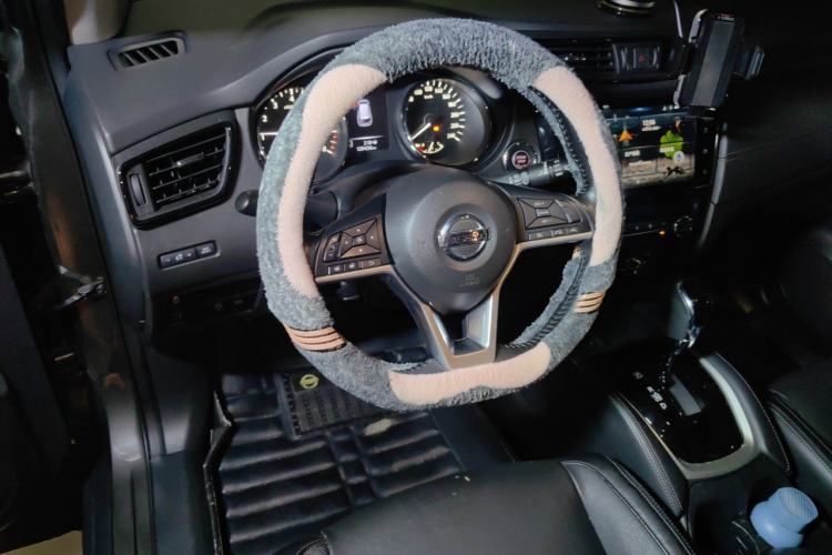 Used Nissan X-Trail 2020 2.0L XL ITS CVT 2WD SmartConnect Comfort Edition Steering Wheel