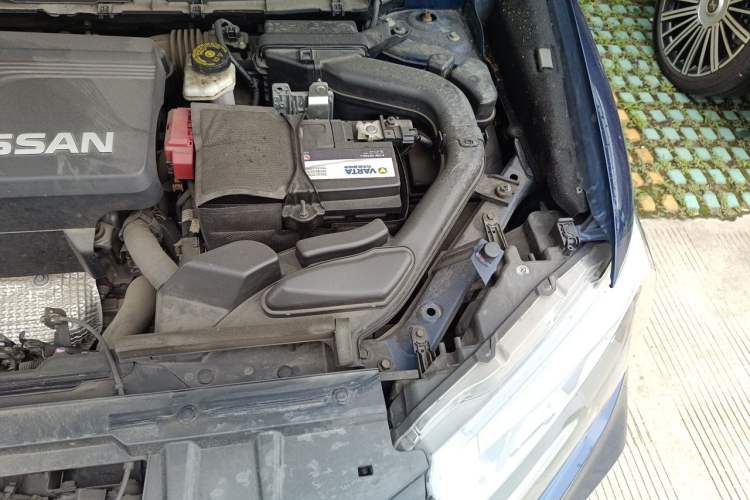 Used Nissan X-Trail 2020 2.5L XL ITS CVT 4WD Deluxe Navigation Edition Engine Bay Left