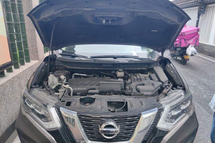 Used Nissan X-Trail 2020 2.0L XL Premium CVT 2WD SmartConnect Luxury Edition Engine Bay