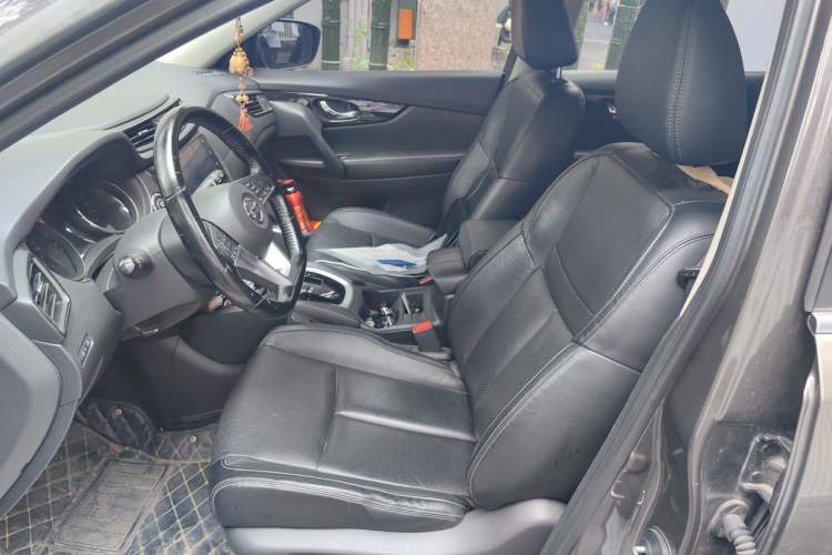 Used Nissan X-Trail 2020 2.0L XL Premium CVT 2WD SmartConnect Luxury Edition Left Front Seat