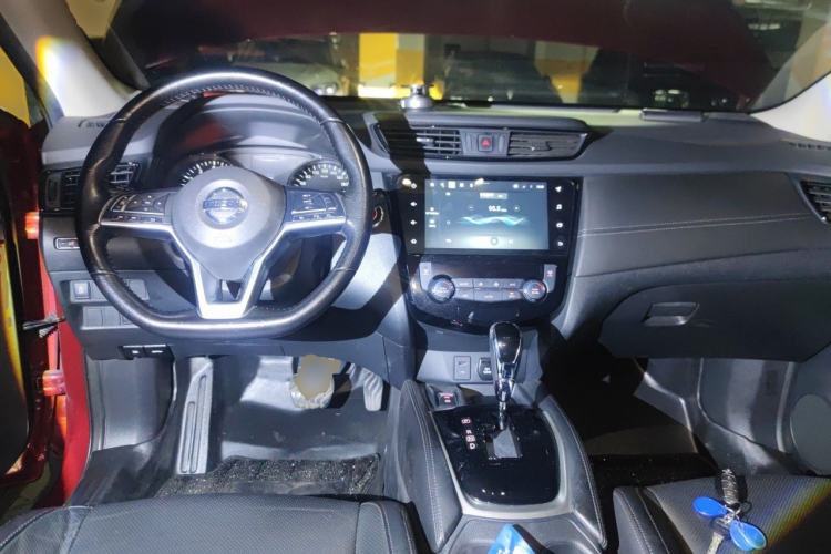 Used Nissan X-Trail 2020 2.0L XL Premium CVT 2WD SmartConnect Luxury Edition Center Console
