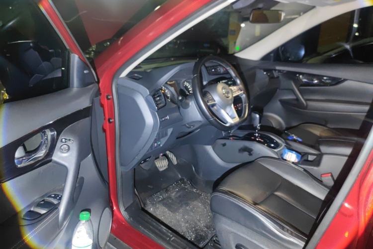 Used Nissan X-Trail 2020 2.0L XL Premium CVT 2WD SmartConnect Luxury Edition Driver Seat