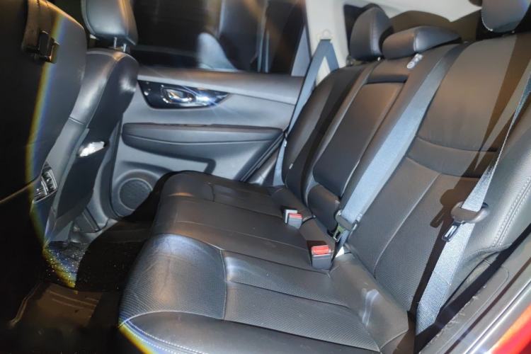 Used Nissan X-Trail 2020 2.0L XL Premium CVT 2WD SmartConnect Luxury Edition Left Rear Seat