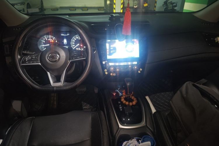 Used Nissan X-Trail 2020 2.0L XL ITS CVT 2WD SmartConnect Comfort Edition Center Console