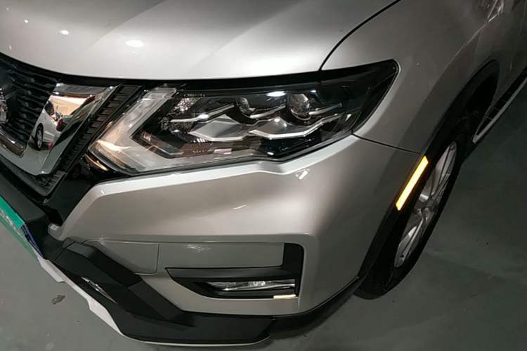 Used Nissan X-Trail 2020 2.0L XL Premium CVT 2WD SmartConnect Luxury Edition Left Front Headlight