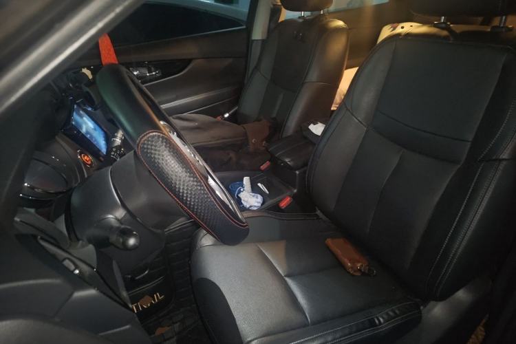 Used Nissan X-Trail 2020 2.0L XL ITS CVT 2WD SmartConnect Comfort Edition Left Front Seat