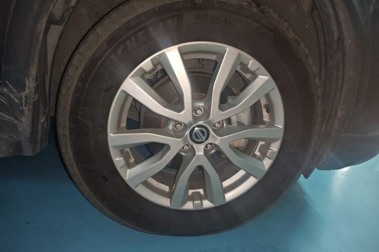 Used Nissan X-Trail 2020 2.0L XL ITS CVT 2WD SmartConnect Comfort Edition Right Front Wheel Hub
