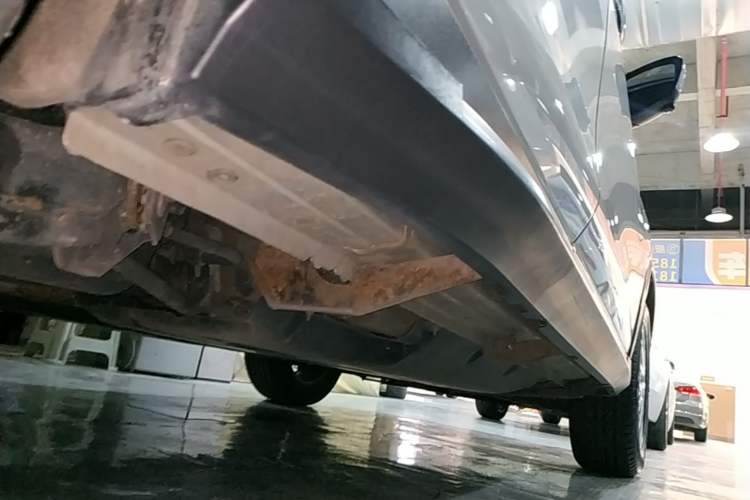 Used Nissan X-Trail 2020 2.0L XL Premium CVT 2WD SmartConnect Luxury Edition Right Side Sill