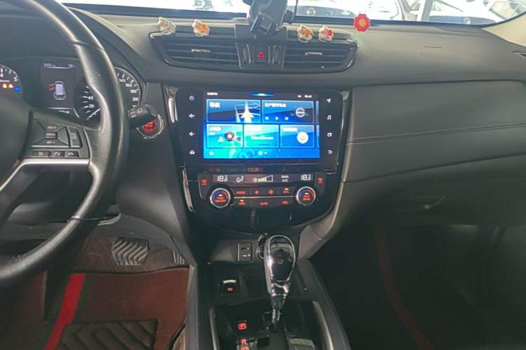 Used Nissan X-Trail 2020 2.0L XL ITS CVT 2WD SmartConnect Comfort Edition Audio And AC Panel